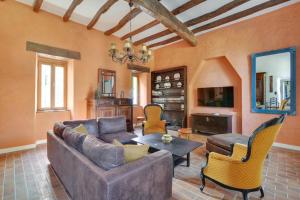 Maison de vacances Le Domaine de Linars - L'Aile du Château Linars 12430 Le Truel Midi-Pyrénées