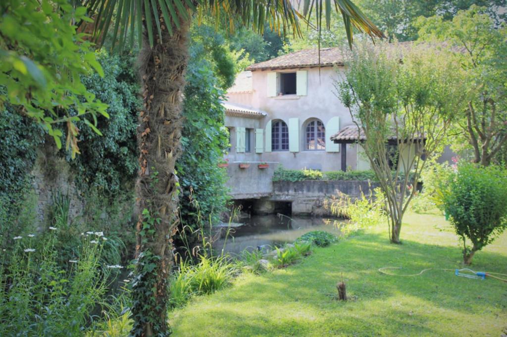 Le Domaine des Saptes, piscine privee des Saptes, 4, 11600 Conques-sur-Orbiel