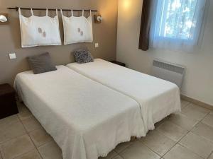 Le Dourmidou - Gite avec piscine chauffée, au pied du Luberon