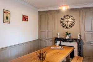 Le Garage, Le Gite