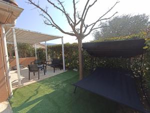 Le Gîte de Marilou classé 3 étoiles Vallon Pont d'Arc, résidence privée piscine