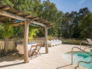 Maison de vacances Le Grand Gapard 24 pers  24400 Issac Aquitaine