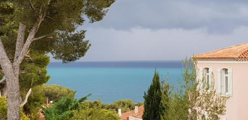 Le Lagon Bleu