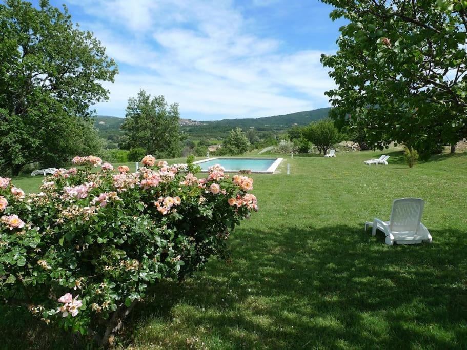 Maison de vacances Le Lavoir 2003 route d'Apt - D 108 84480 Lacoste