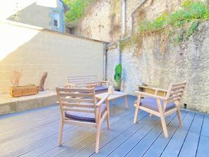 Maison de vacances - Le Lys - Magnifique maisonnette avec terrasse 141 Boulevard Pont Achard 86000 Poitiers -1