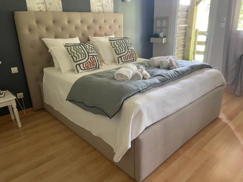 Le Maine N 5 FLEAC - Logement entier avec 3 suites SDB - Balcon