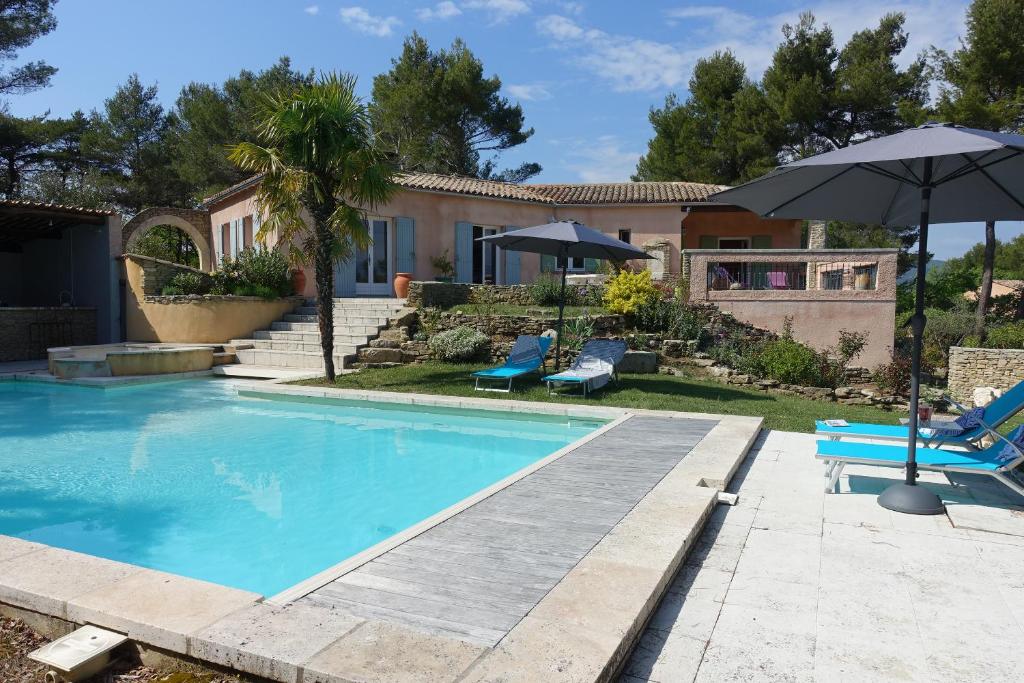 LE MARIVAL