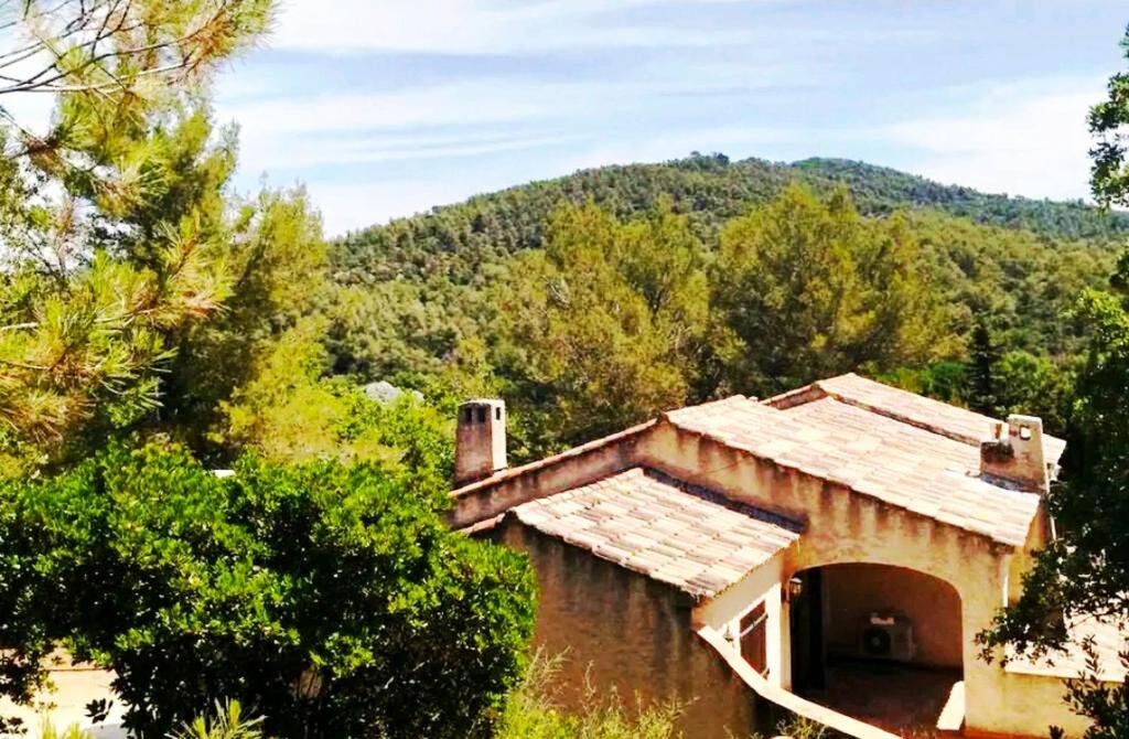 Maison de vacances Le Mas de la Venne : calme, Mer et Campagne 647 Chemin de la Venne 83260 La Crau