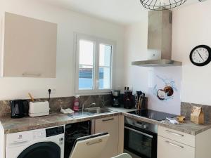 LE MOUSSE Maison avec piscine/parking/wifi/plages 5kms