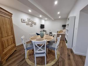Le Petit Verdot Maison de village au cœur de VIVIERS