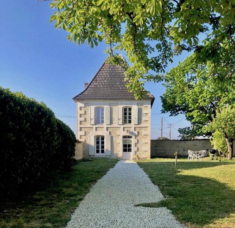 Maison de vacances Le Pigeonnier Gite 1 Le Mas 16130 Verrières