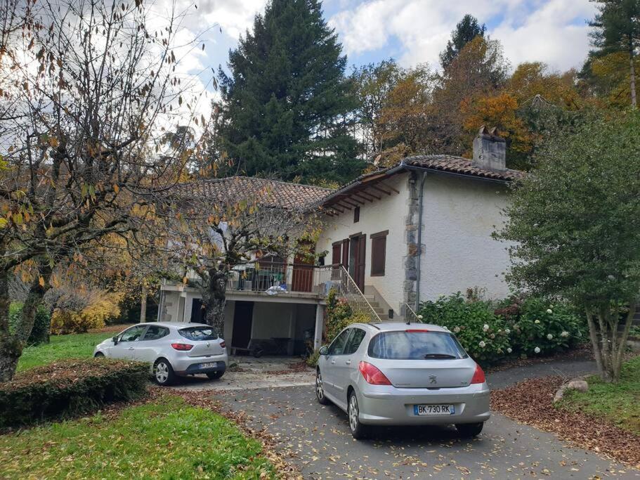 Maison de vacances Le refuge d'Eline, maison de campagne sud Cantal Impasse 15600 Boisset