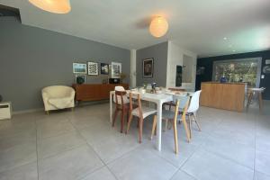 Le Refuge Nîmois - Family house with swimming pool close to the centre