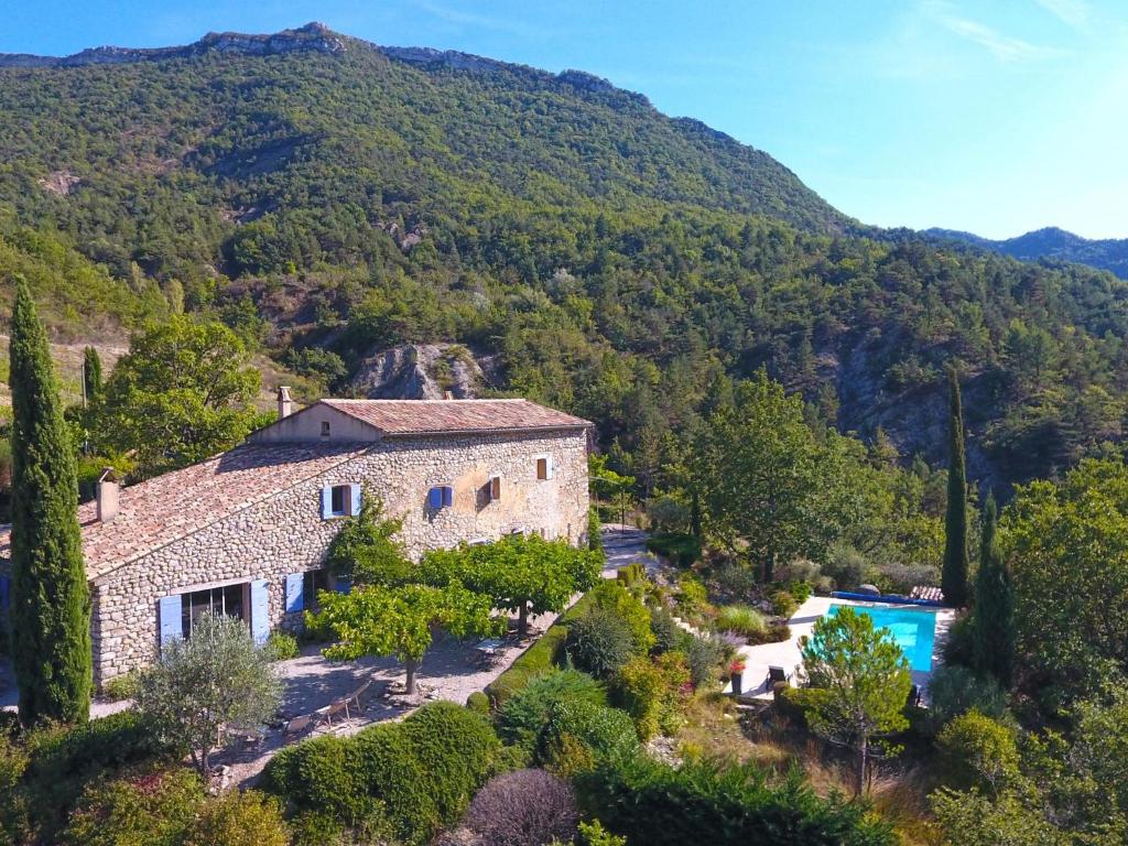 Maison de vacances Le Serre des Granges Maxx  26110 Montaulieu