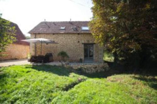 LE SORBIER 2 BED/2 BATH GITE WITH SWIMMING POOL