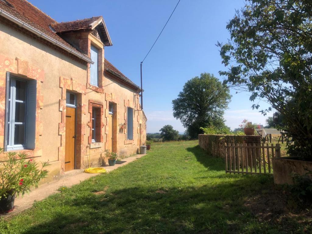 Maison de vacances Le Tarde - Crécerelle Lieu Dit Les Tardes 03370 Saint-Désiré