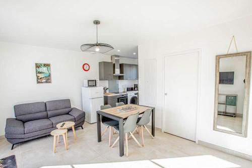 LE VAISSEAU Maison avec piscine/parking/wifi/plages 5kms