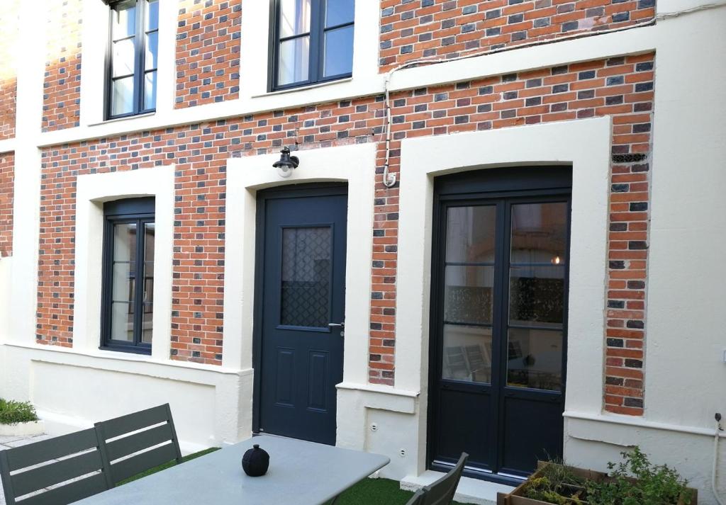 Maison de vacances Les Briquettes 25 Rue Carnot 51500 Mailly-Champagne