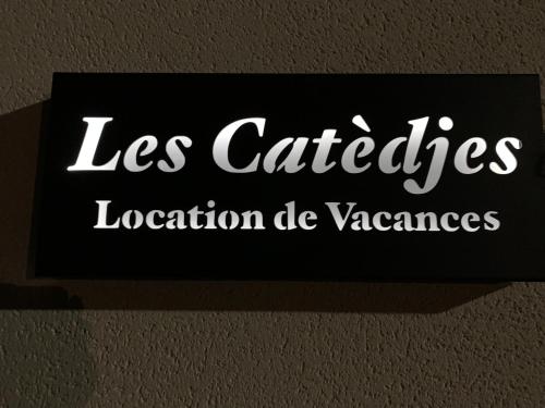 Les Catèdjes