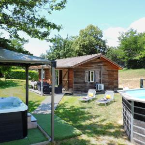 Maison de vacances Les Chalets de Barruérot - JACUZZI SPA Privatif - Chalet Mélèze Les Chalets de Barruérot 32320 Peyrusse-Grande Midi-Pyrénées