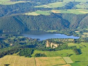 Les Chenets