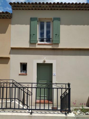 Les Coteaux B10