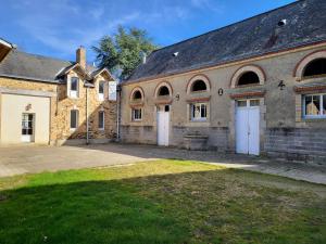 Maison de vacances Les écuries du chateau - Circuit des 24 heures Les Hattonnières 72230 Moncé-en-Belin Pays de la Loire