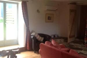 Maison de vacances Les Ecuries is a modern renovated barn Leïn ar Voten 22570 Laniscat Bretagne