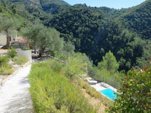 Les Figaires