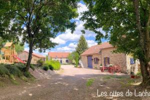 Maison de vacances Les gîtes de Lachaux - Duplex Lachaux 63560 Menat Auvergne