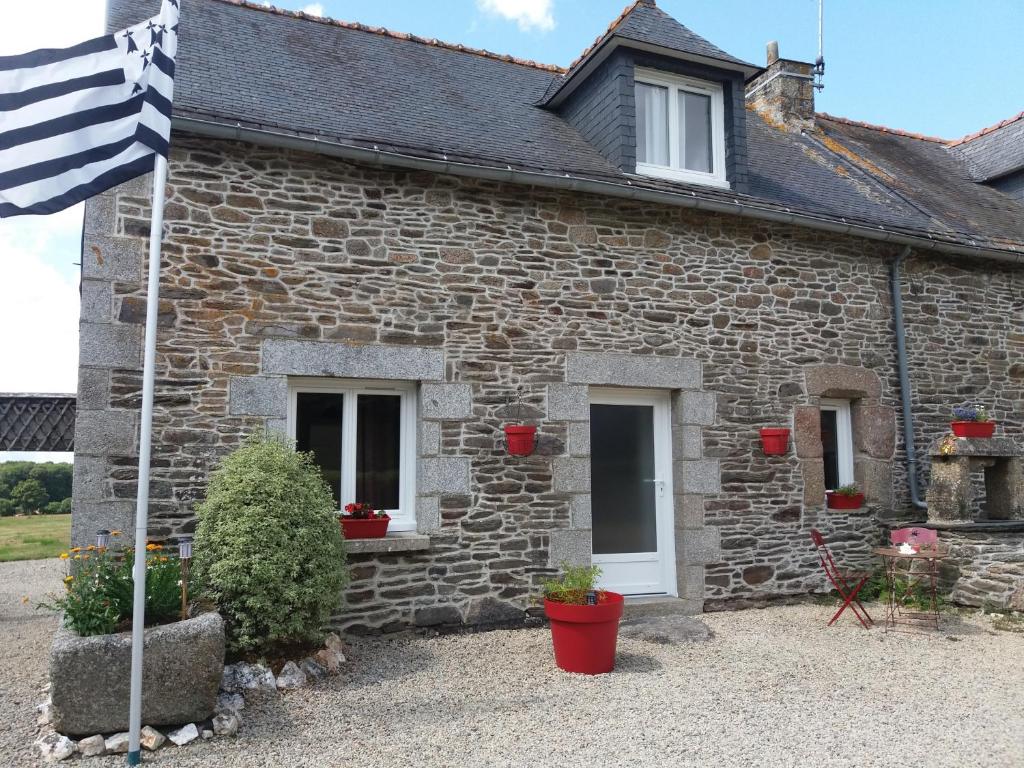 Maison de vacances Les Gîtes du Triskell, gîte du Feu Lieu-dit Kersaint-delon 22480 Sainte-Tréphine