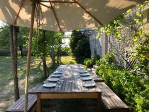 Les Grands Chais de La Meyfrenie - Vacances au calme en Dordogne jusqu'à 21 personnes