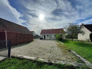 Maison de vacances Les hauteurs de Beauval avec piscine à 1km du zoo 29 Rue de la Quezardière 41110 Seigy Région Centre