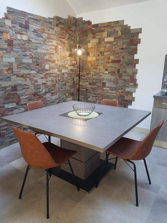 Les Hirondelles 26 Rue des Écoles, 60360 Crèvecoeur-le-Grand