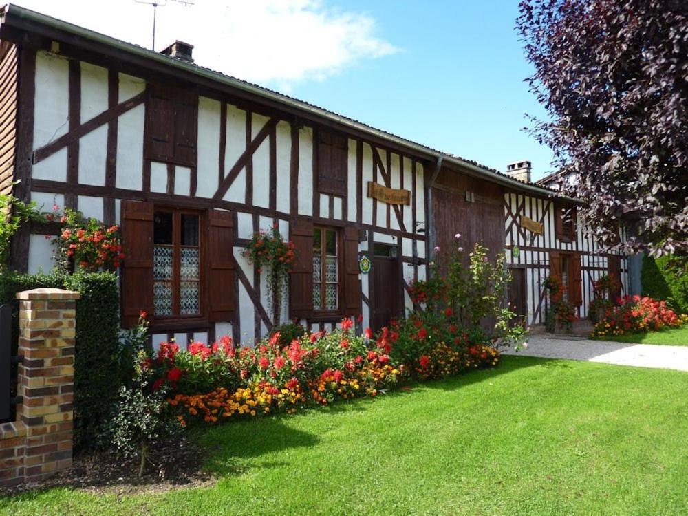 Maison de vacances LES HIRONDELLES - Les gîtes du Der - Rue de l'Église 52220 Puellemontier