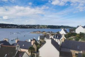 Les Hortensias - House with sea view Dourduff en mer