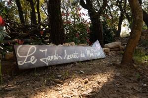 Les Libellules du Gard - Le jardin secret de madame Truc