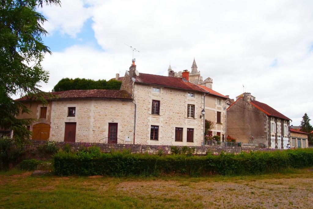 Les Nénufars de la Chalette - Superbe maison de campagne 6 Rue de la Chalette, 86300 Morthemer