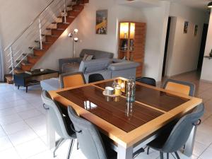 Les Oliviers - Maison 6-8 personnes