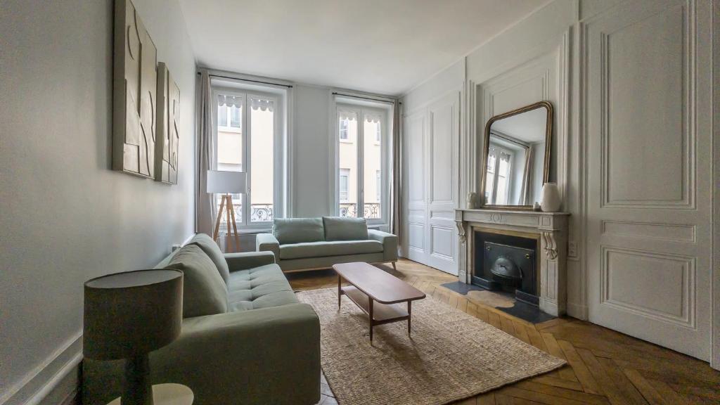 Les pieds dans l'eau: Gîte Gervanne - Plage privée 26400 Blacons