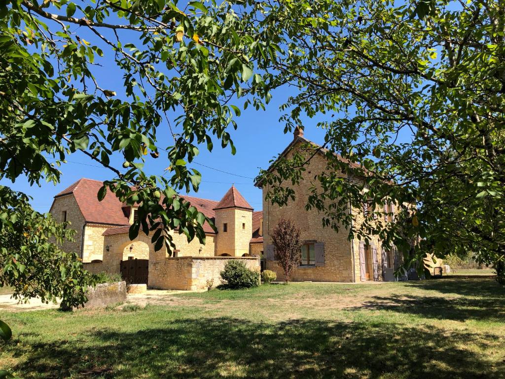 Maison de vacances Les Pierres De Tiphaine Lieu dit Le Chambon 24290 Montignac