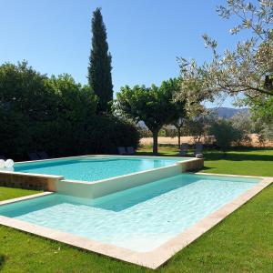 les trois figuiers mas provençal