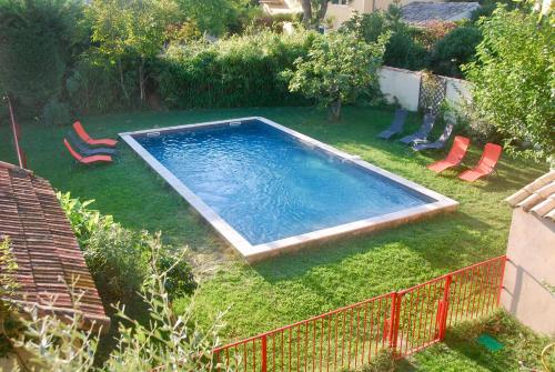Les Volets Bleus Provence