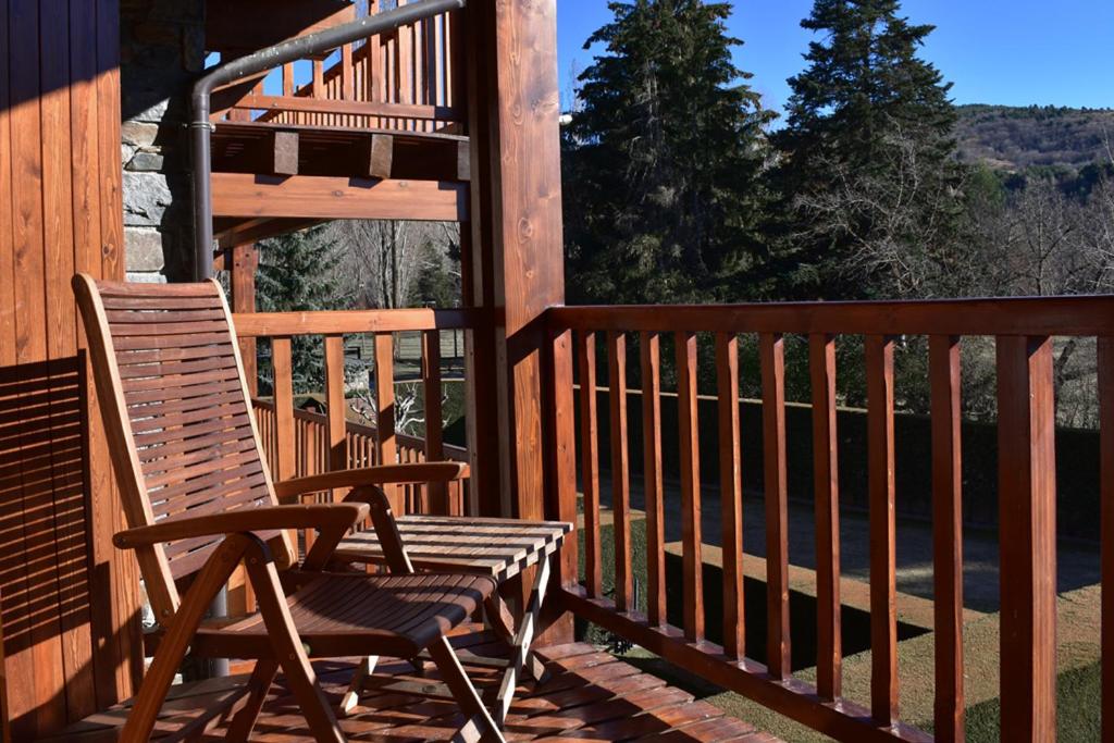 Maison de vacances Llac I escala 2 esquerra. Avenue du lac 50 66340 Osséja