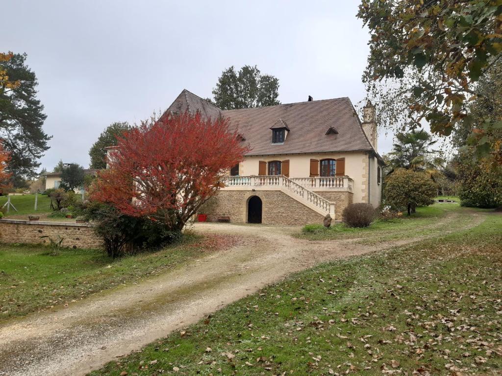 Maison de vacances Location de vacance au coeur du Périgord Noir . 24260 Le Bugue