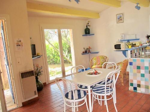 Location, piscine, jardin cloture, animaux acceptes, parking, wifi