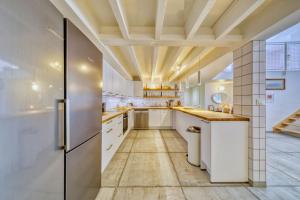 Loft 250m2 centre ville -3 niveaux & terrasse sud