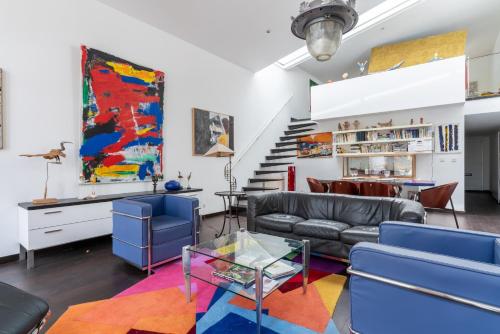Loft d artiste au coeur du quartier Zola
