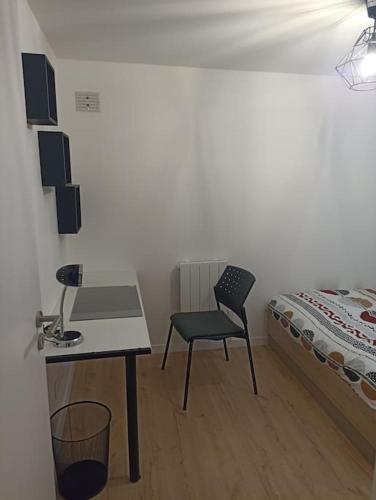 Maison de vacances Lorient, petite maison de ville. 16 Rue du Pleneno 56100 Lorient Bretagne