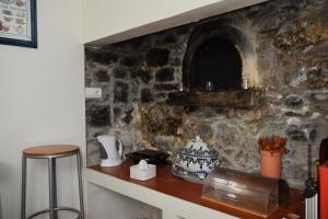Loureiros Cottage, a Home in Madeira